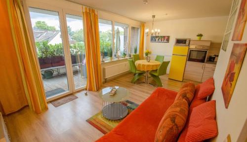 One-Bedroom Apartment with Balcony