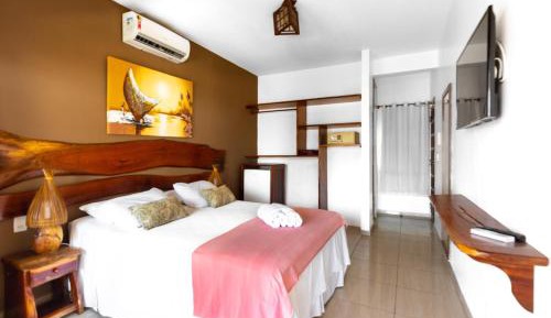 Deluxe Double Room with Side Sea View