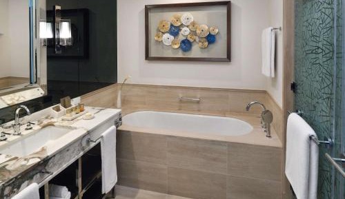 Executive Twin Room with Lounge Access, Breakfast, Evening drinks and Canapés