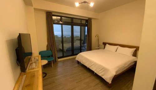 Queen Room with Balcony