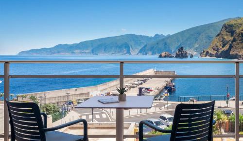 Superior Double or Twin Room with Sea View