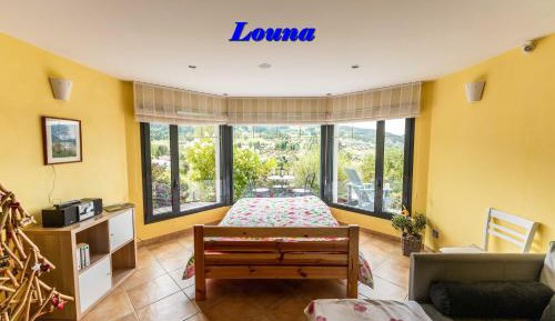 Superior Apartment with Mountain View