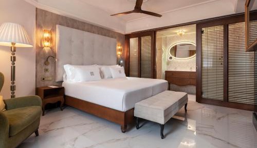 Deluxe Junior Suite