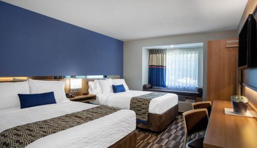Queen Room with Two Queen Beds - Mobility Access/Non-Smoking