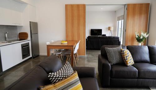One-Bedroom Apartment-White Hills 