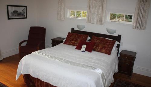 Deluxe King Suite