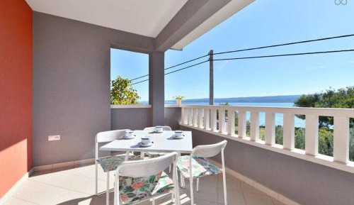 Apartment with Sea View