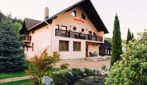 Villa with Garden View