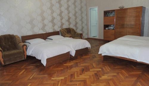 Quadruple Room with Private Bathroom