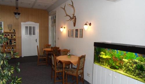 One-Bedroom Apartment (3 Adults)