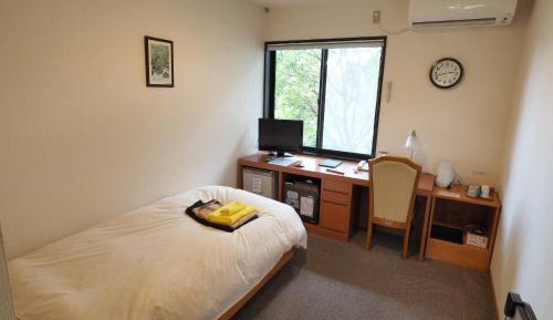 Single Room - Non-Smoking