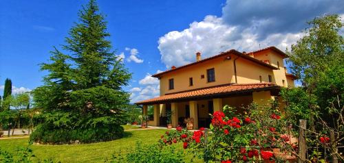 Villa with Garden View