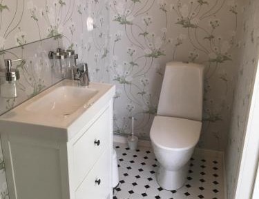 Twin Room with Bathroom