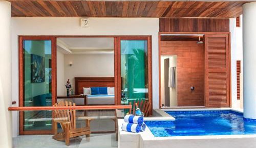 Suite with Sea View and pool 