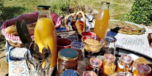 Suite with Mountain View