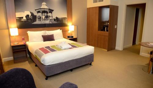 Privilege Queen Room