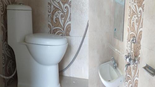 Single Room with Private Bathroom