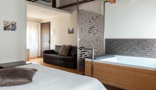 King Room with Spa Bath in the Room