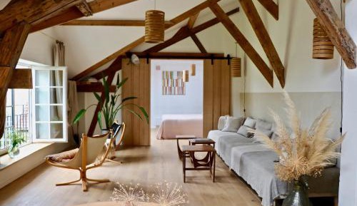 Apartment with Garden View