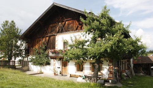 One-Bedroom Apartment with Terrace