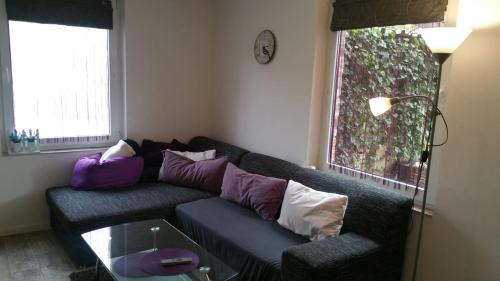 One-Bedroom Apartment 3