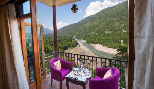 Deluxe Queen River View with Balcony - 10% Discount on Food & Beverages