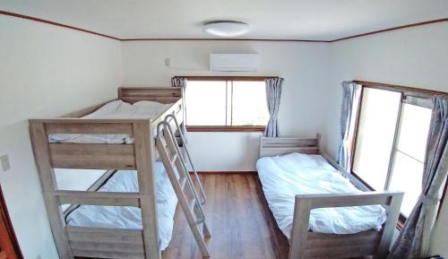 Single Bed in 6-Bed Dormitory Room