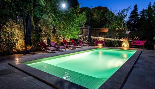 Four-Bedroom House with Private Pool