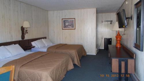 Queen Room with Two Queen Beds