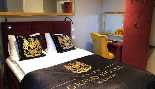 Double Room With Evening Meal