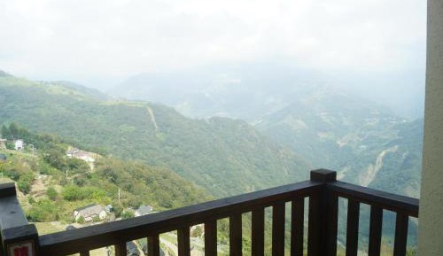 Standard Family Room (6 Adults)