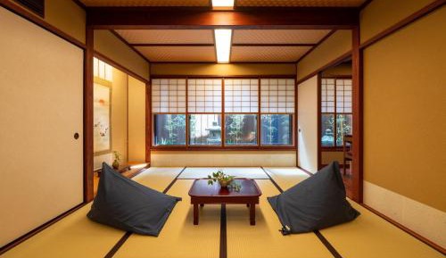 Triple Room with Garden View