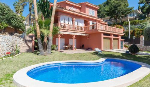 Villa with Sea View