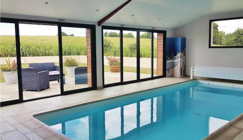 Three-Bedroom Holiday Home 