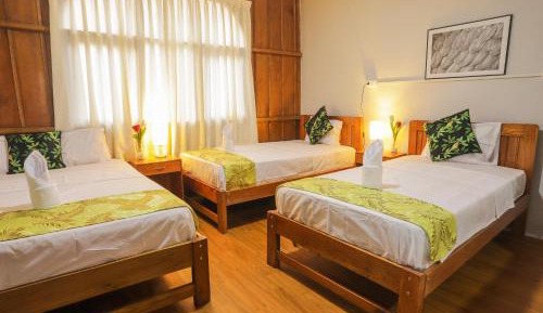Triple Room
