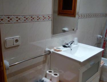 Superior One-Bedroom Apartment (2 Adults)