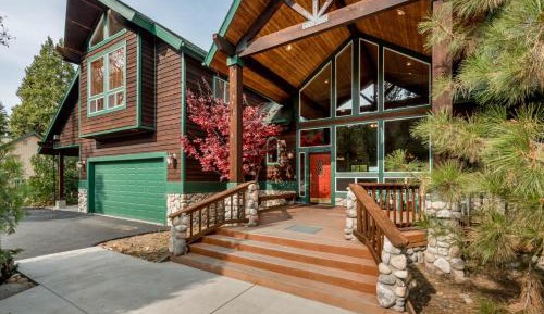 Four bedroom holiday home 