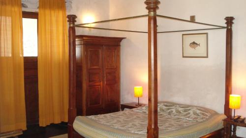 Heritage Romance
