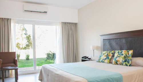 King Room - Non-Smoking