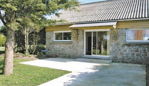 One-Bedroom Holiday Home