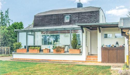 Two-Bedroom Holiday Home