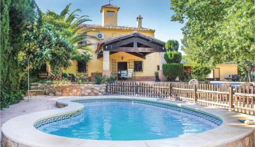 Four-Bedroom Holiday Home