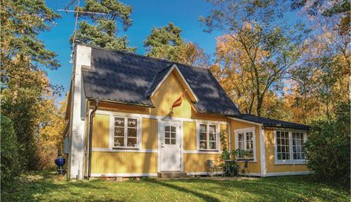 Three-Bedroom Holiday Home 