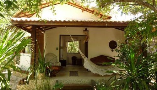 Bungalow with Garden View