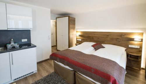 Twin bed Studio with Kitchenette