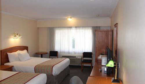 Queen Room with Two Queen Beds - Disability Access/Non-Smoking