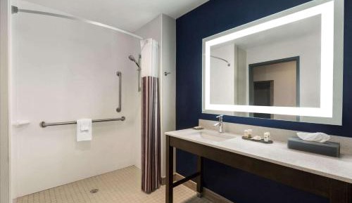 Executive King Room - Mobility Access/Non-Smoking