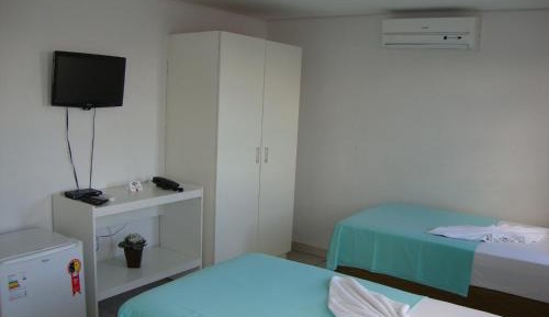 Twin Room with Air-Conditioning