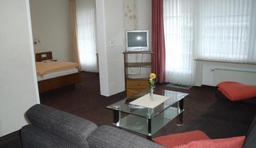 One-Bedroom Apartment (2 Adults)
