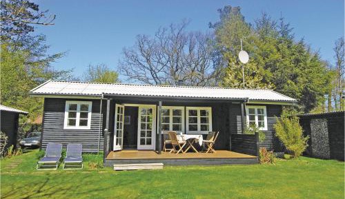 Three-Bedroom Holiday Home 